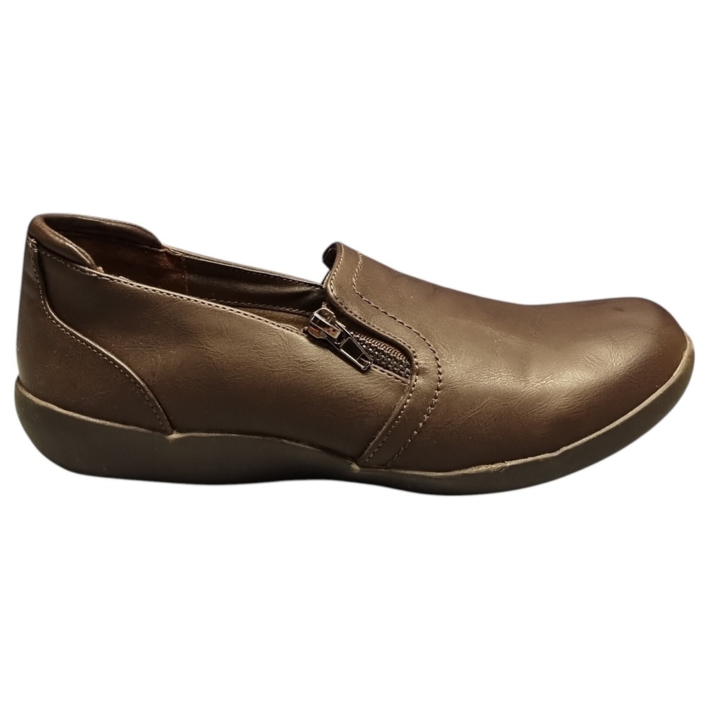 Judith Slip-On Loafers Men's Size 9M Brown‎ Faux Leather Comfort Closed Toe